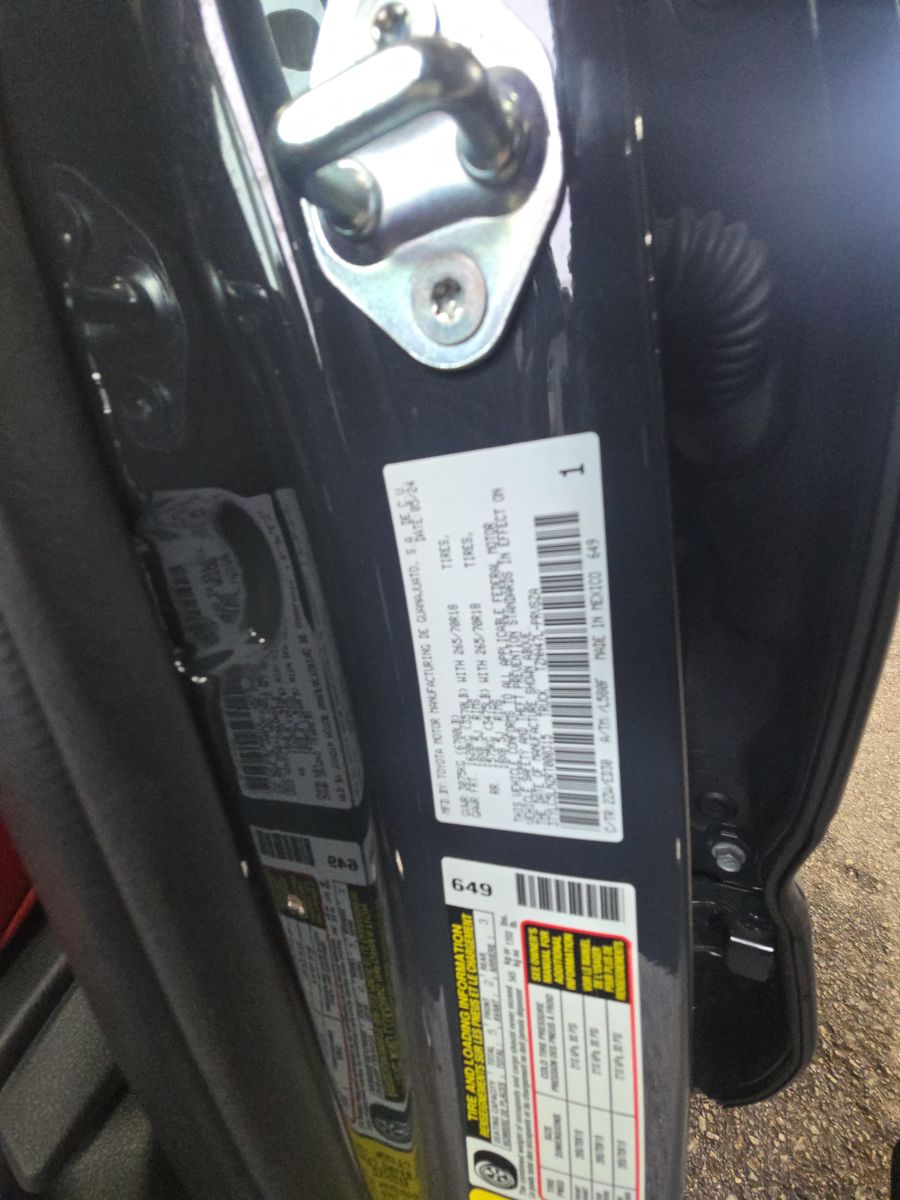 2024 Toyota Tacoma Hybrid TRD Pro AWD