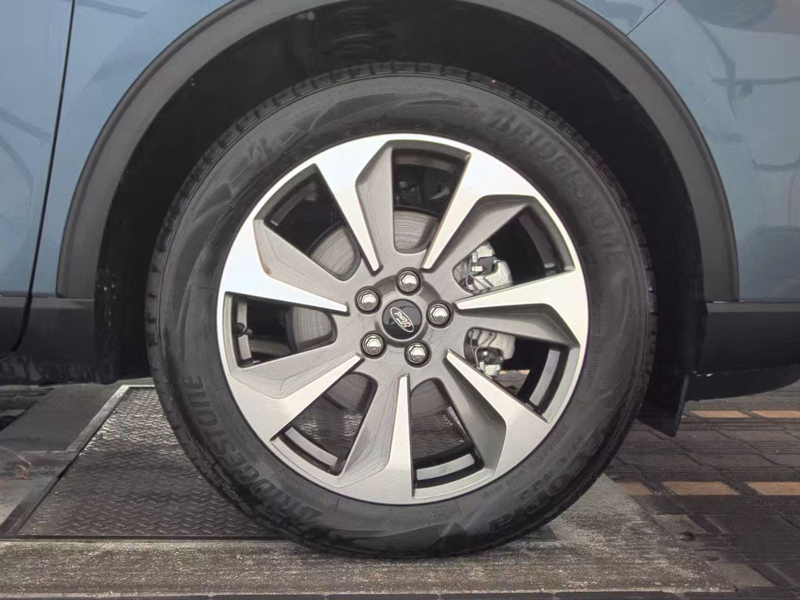 2023 Ford Escape Platinum AWD