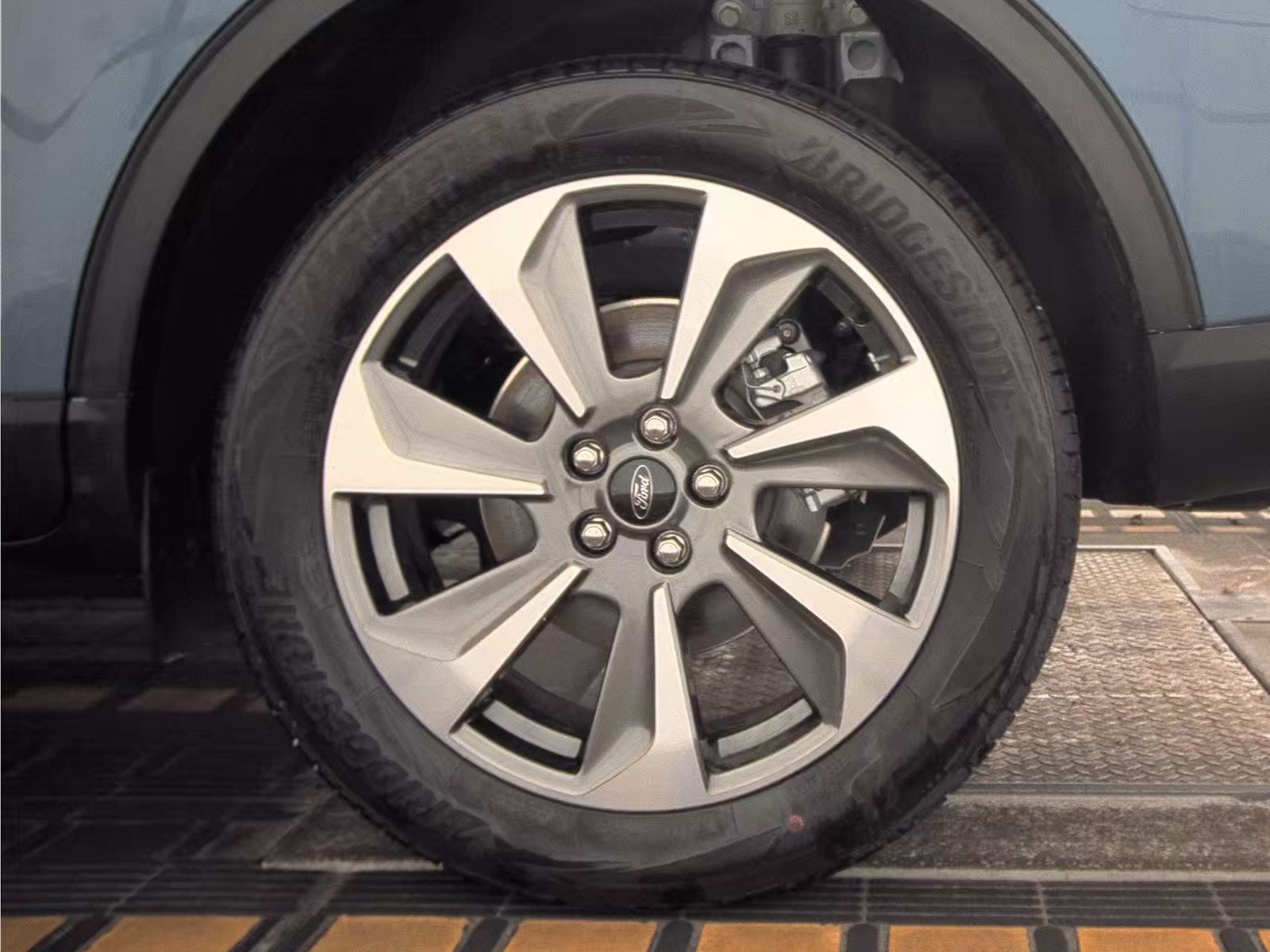 2023 Ford Escape Platinum AWD