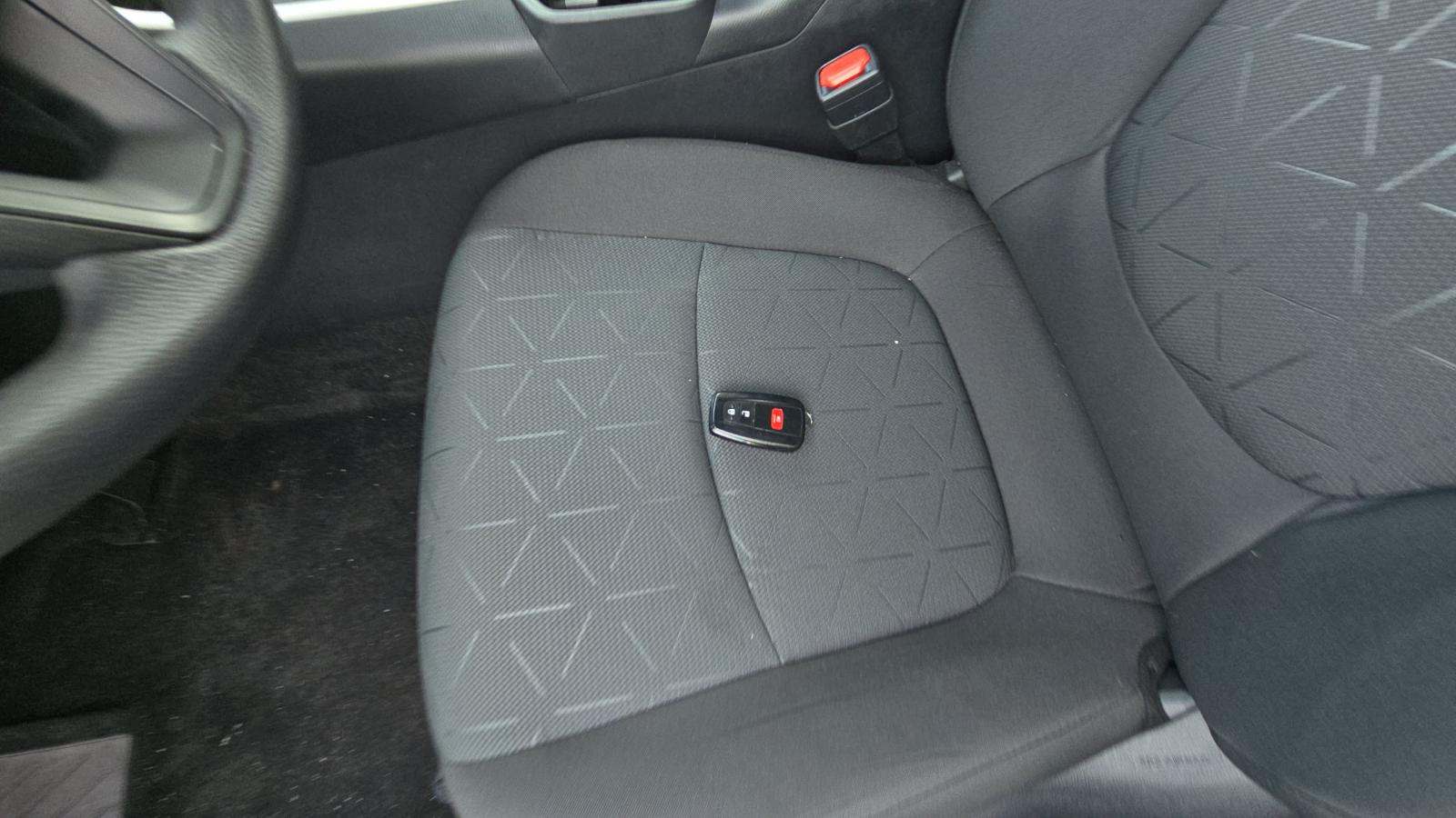 2024 Toyota RAV4 XLE FWD