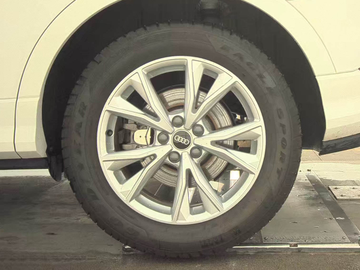 2023 Audi Q3 S line Premium AWD