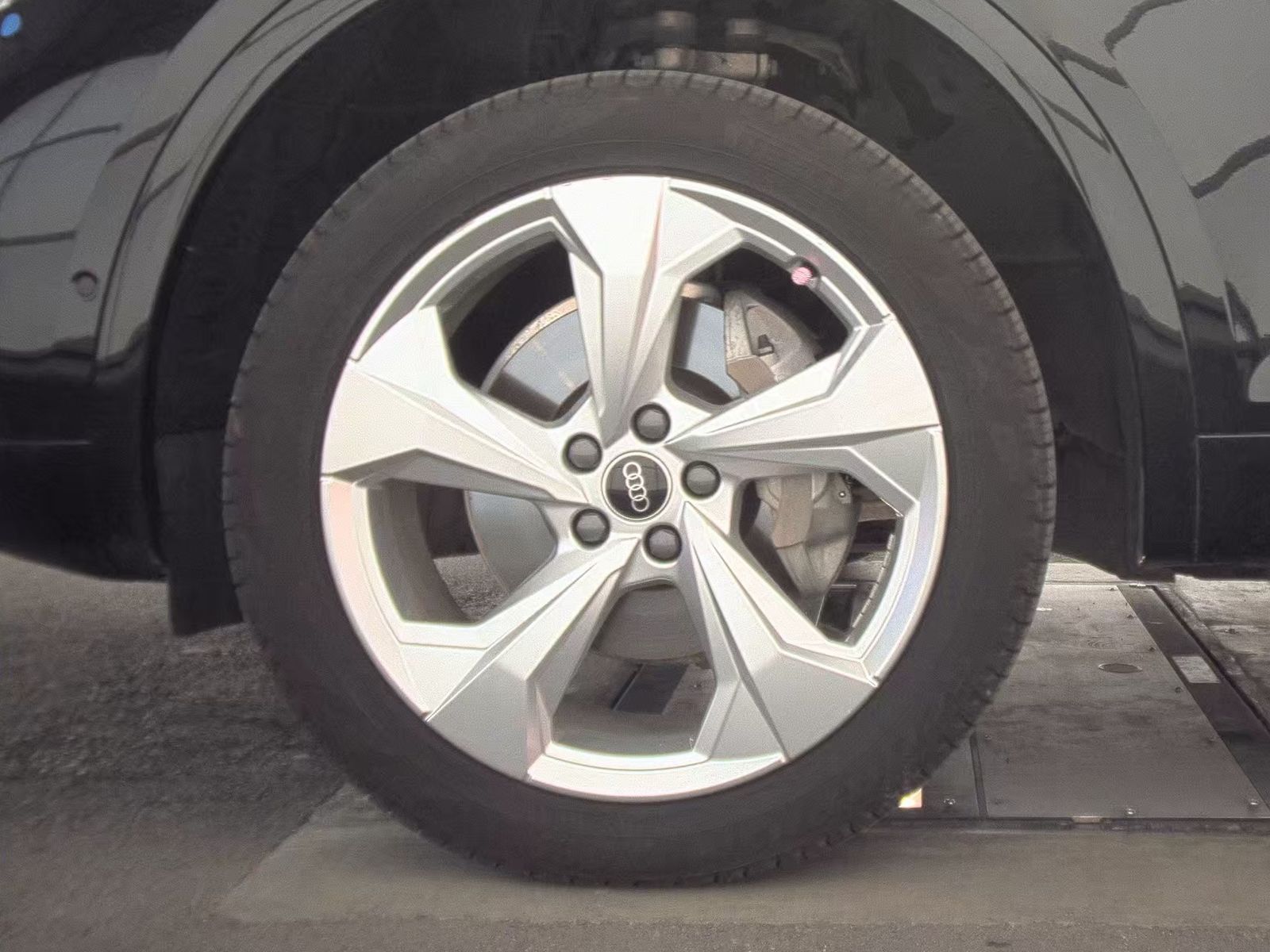 2022 Audi Q5 S line Prestige AWD