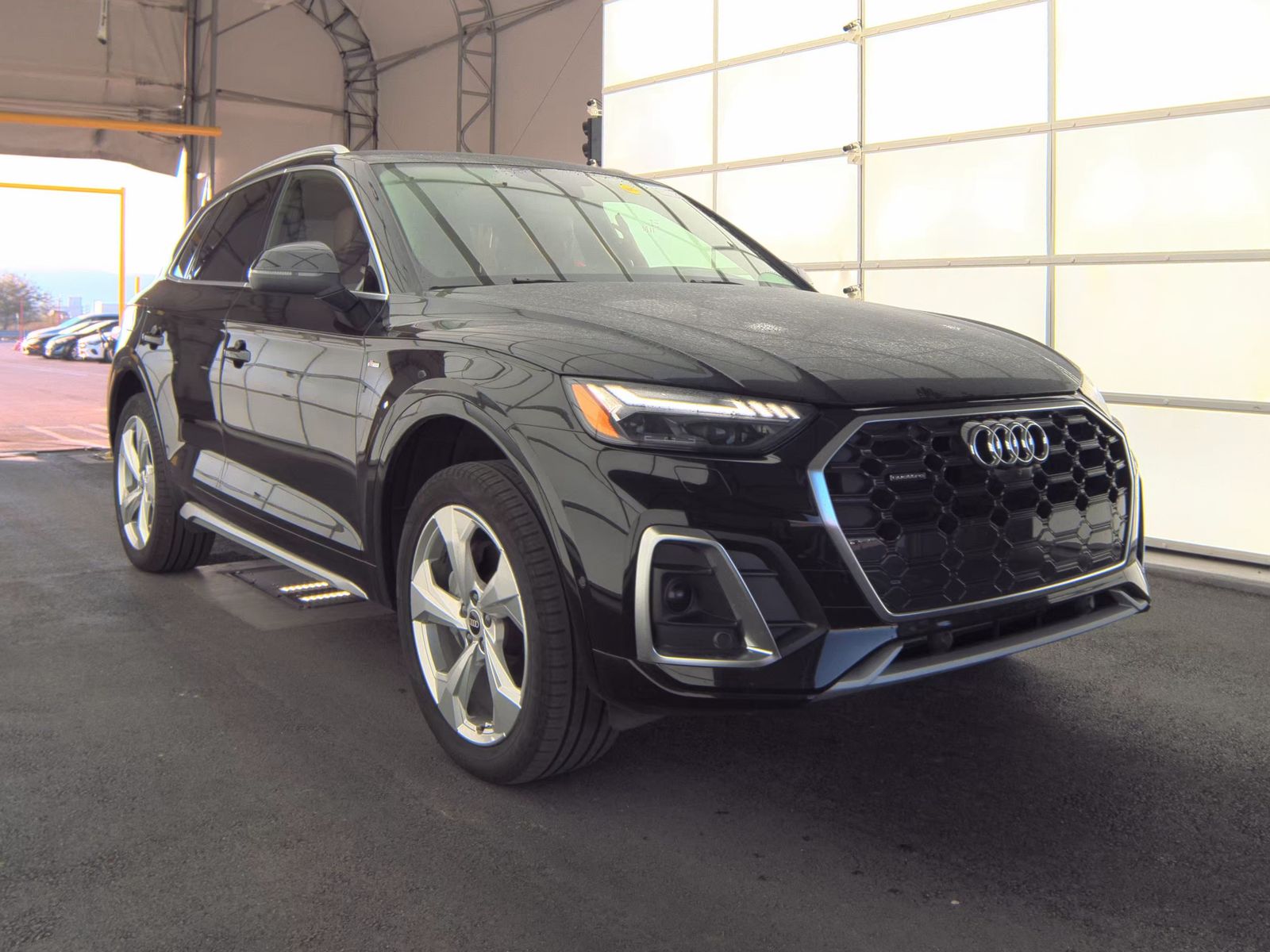 2022 Audi Q5 S line Prestige AWD