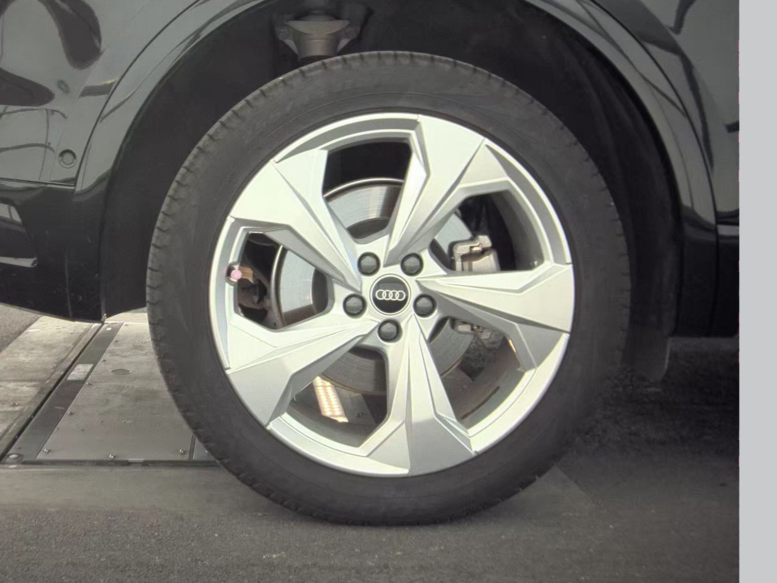 2022 Audi Q5 S line Prestige AWD