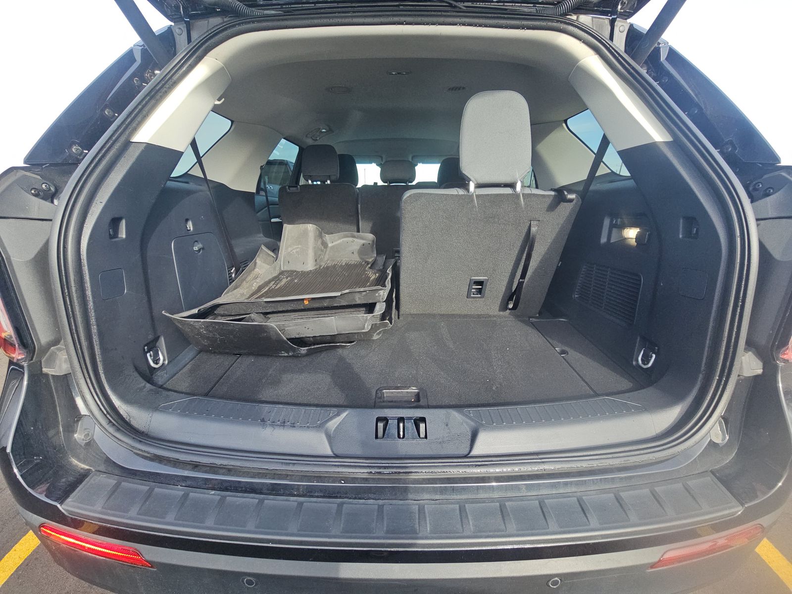 2025 Ford Explorer Active AWD