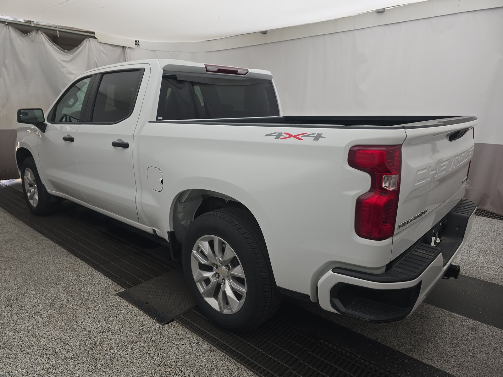 2024 Chevrolet Silverado 1500 Custom AWD