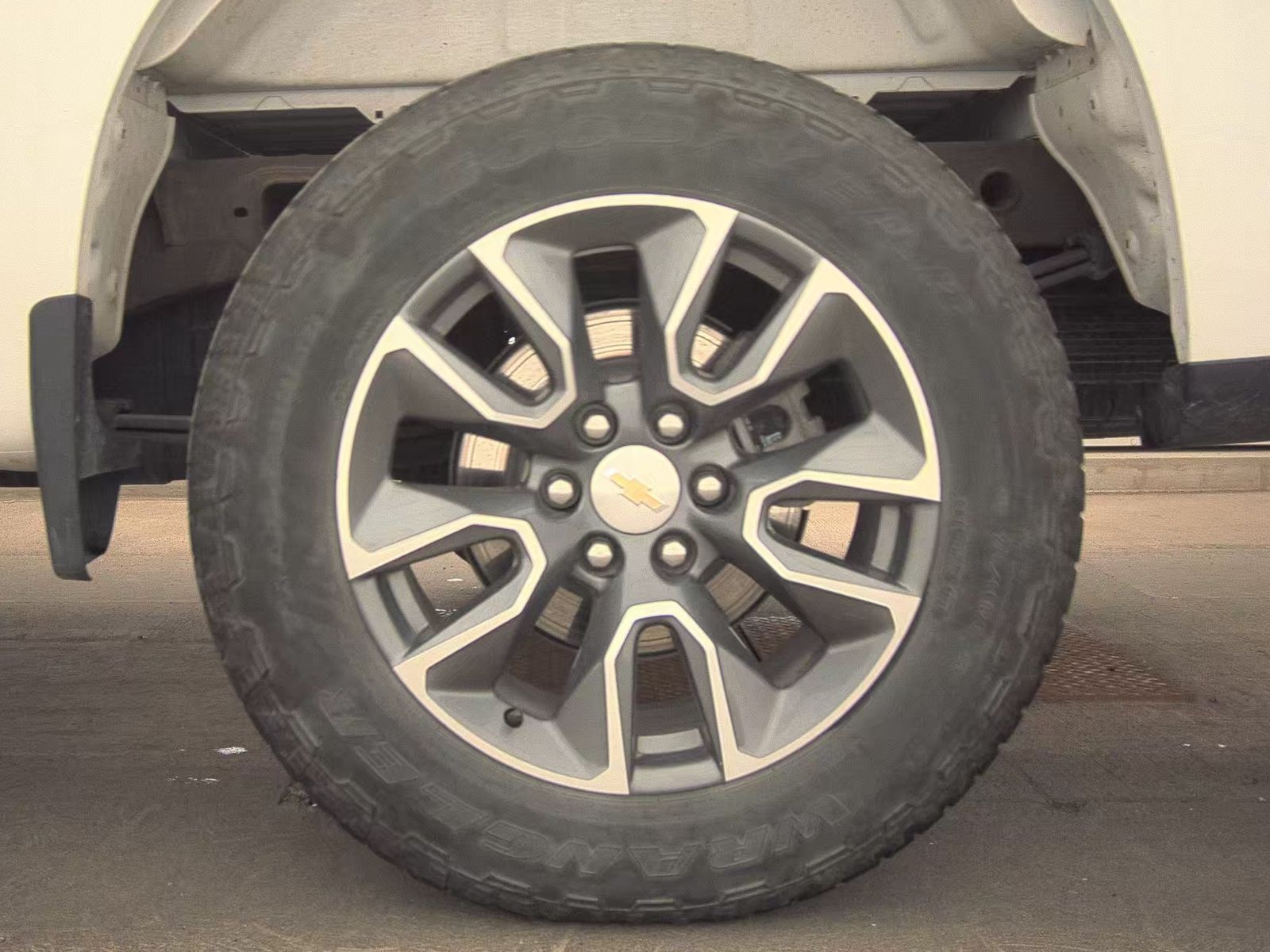 2023 Chevrolet Silverado 1500 LT AWD