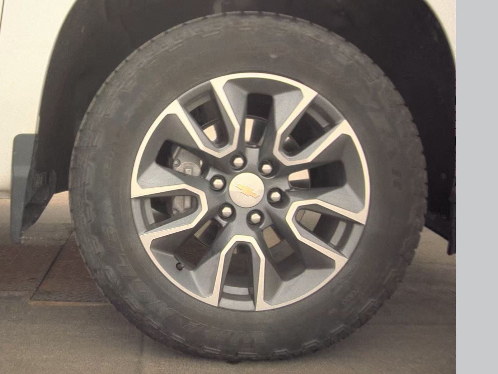 2023 Chevrolet Silverado 1500 LT AWD