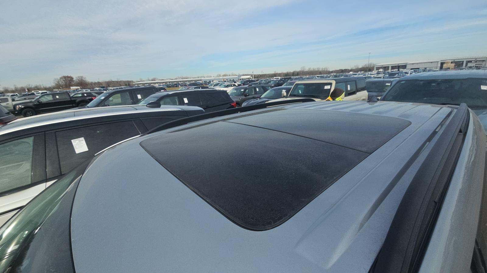 2023 Ford Explorer XLT AWD