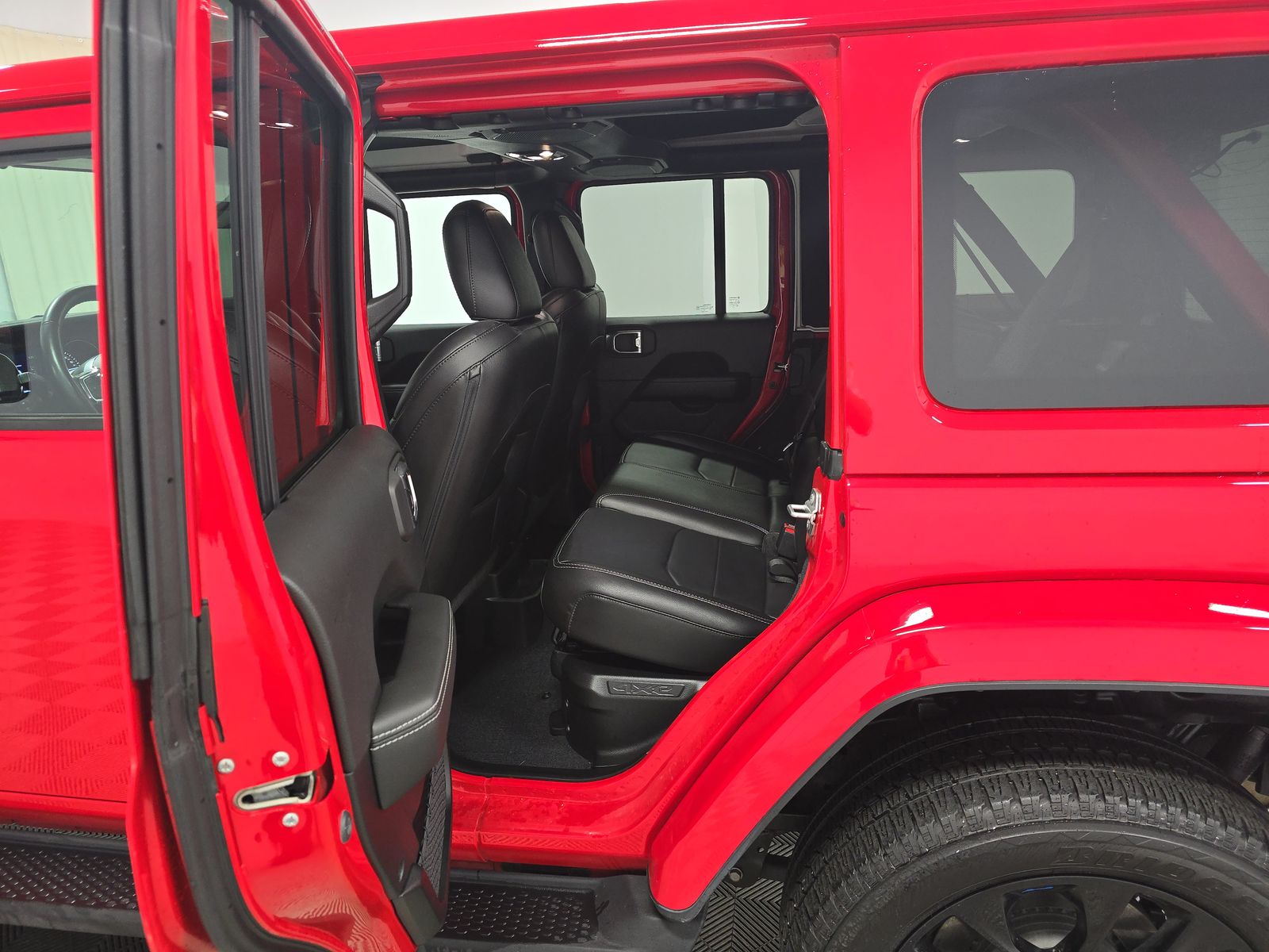 2023 Jeep Wrangler 4xe Sahara AWD