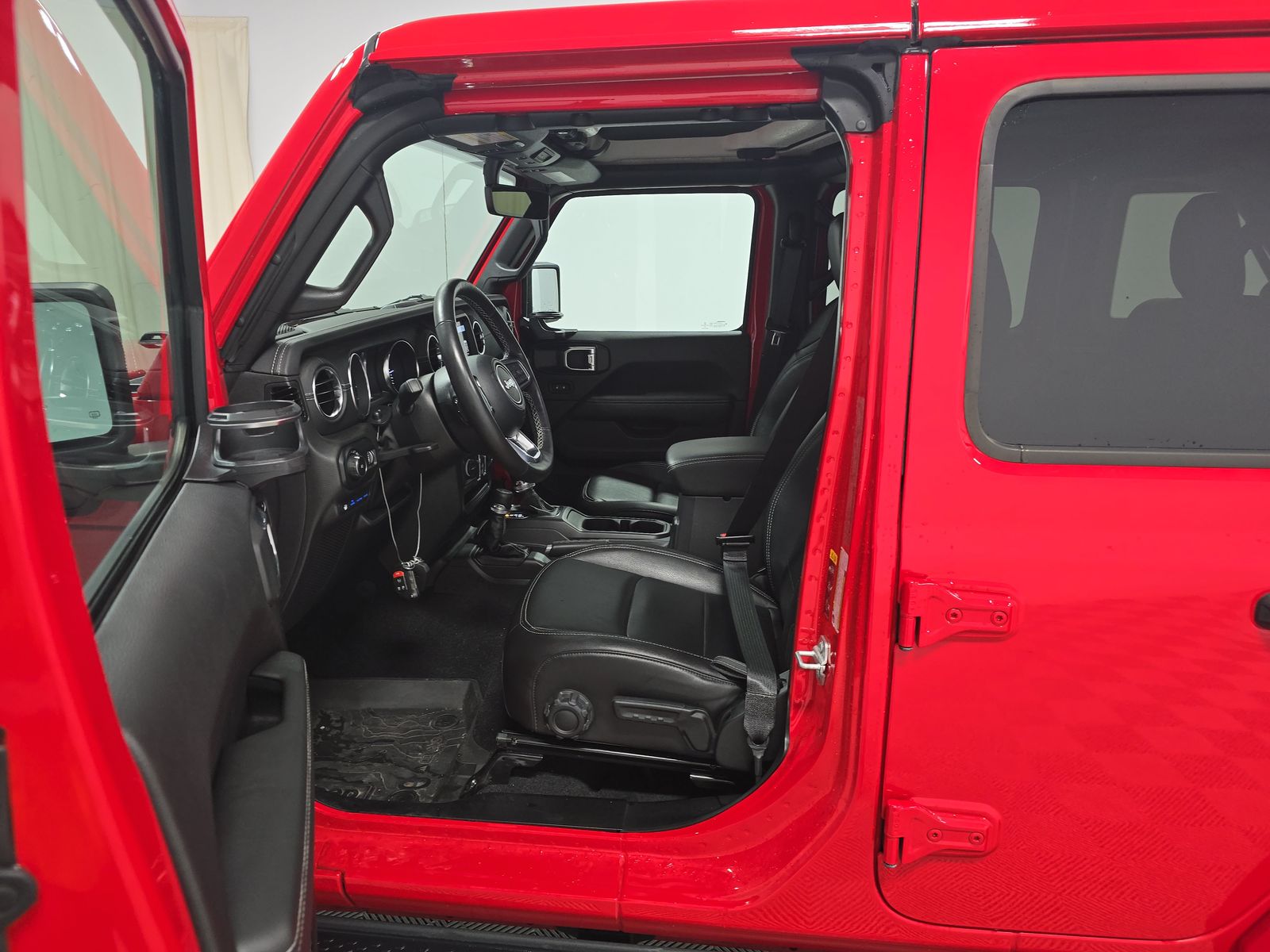 2023 Jeep Wrangler 4xe Sahara AWD
