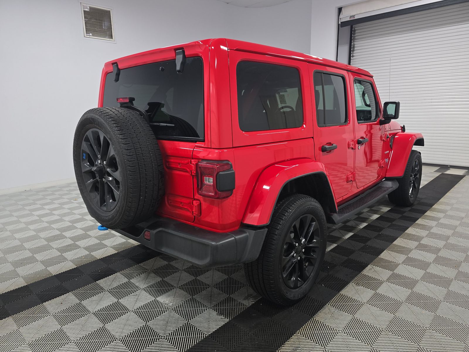 2023 Jeep Wrangler 4xe Sahara AWD