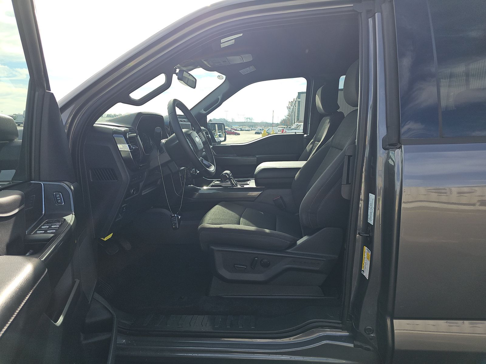 2023 Ford F-150 XLT AWD