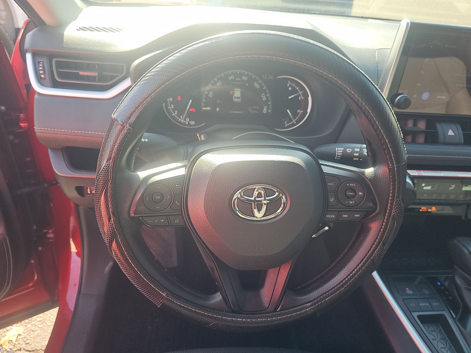 2024 Toyota RAV4 LE FWD