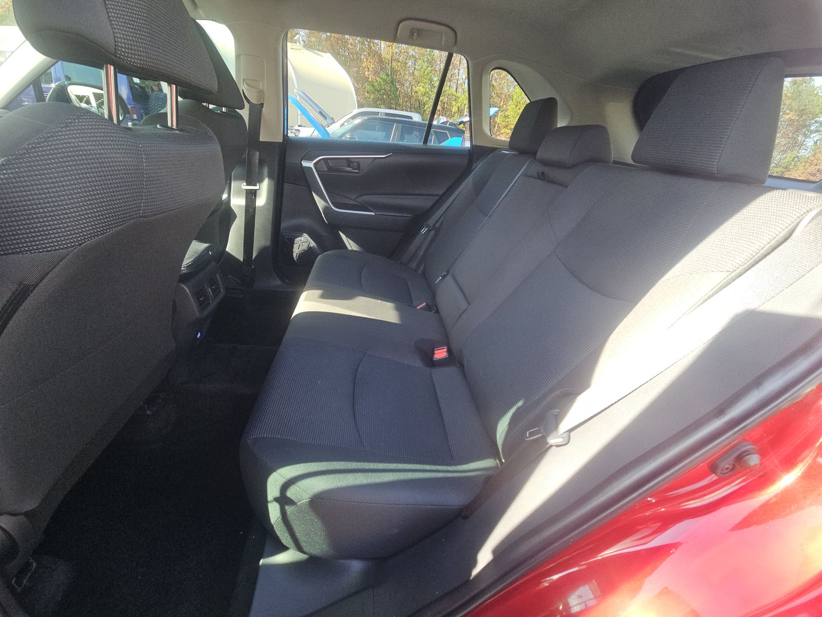 2024 Toyota RAV4 LE FWD