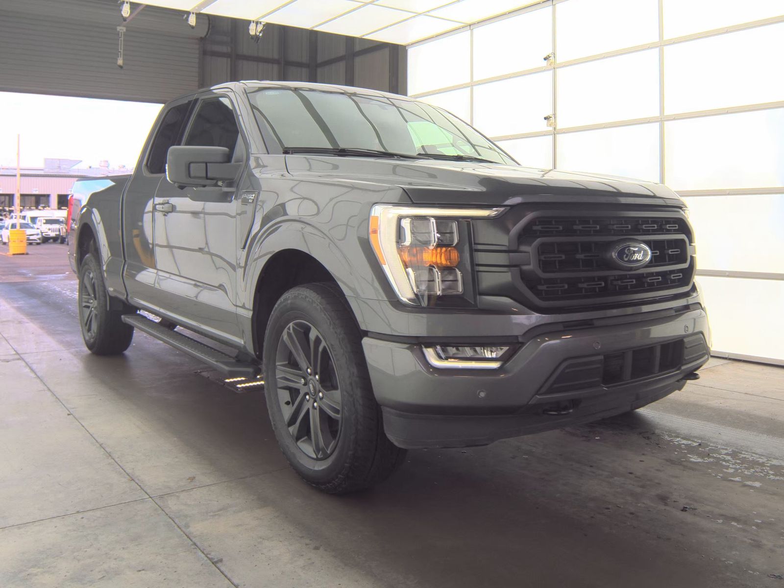 2023 Ford F-150 XLT AWD