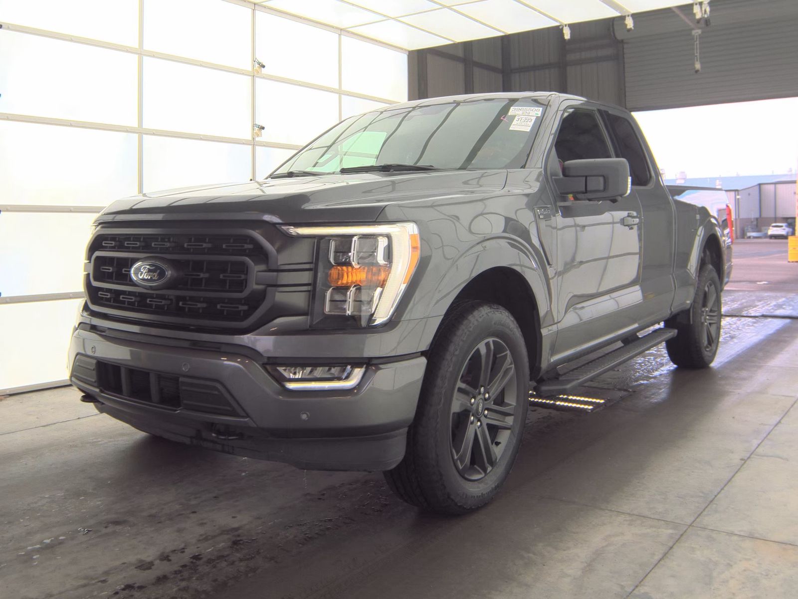 2023 Ford F-150 XLT AWD