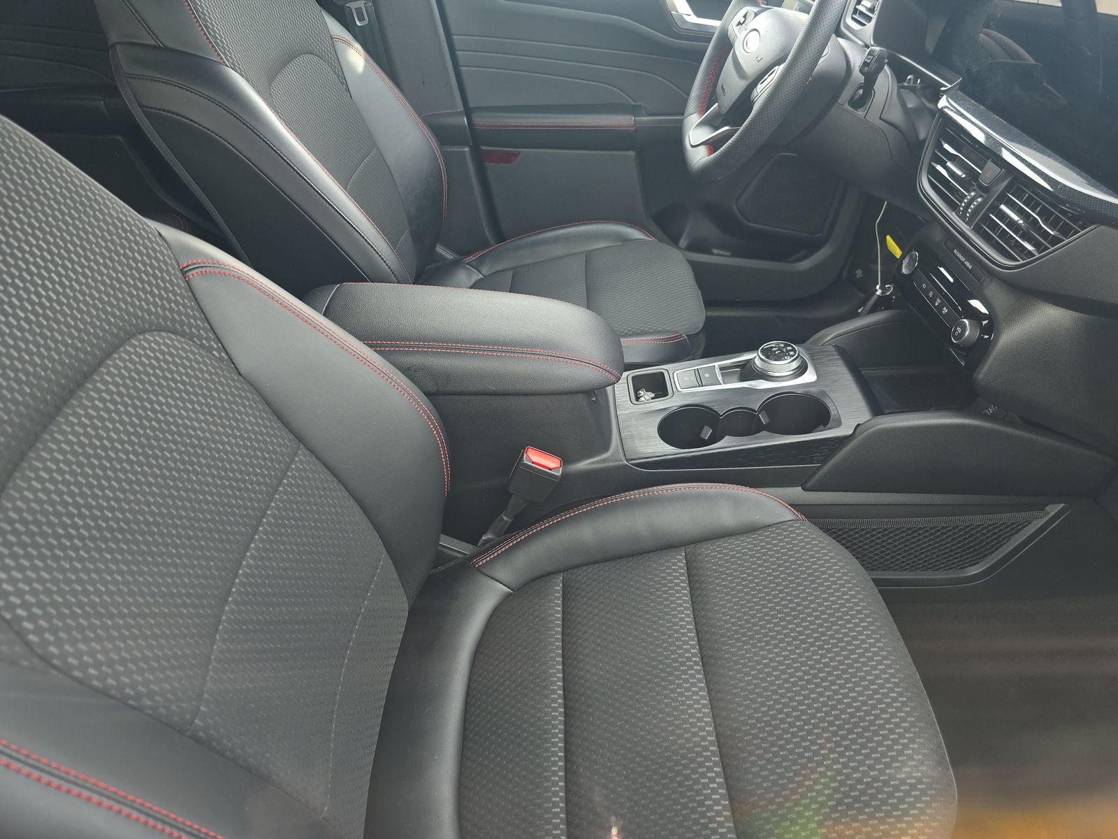 2023 Ford Escape ST-Line Select AWD