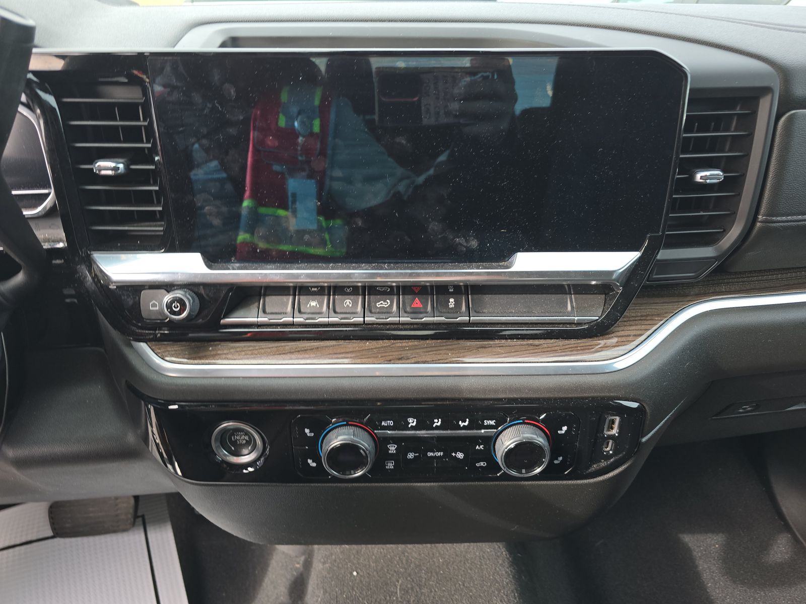 2022 Chevrolet Silverado 1500 LT AWD