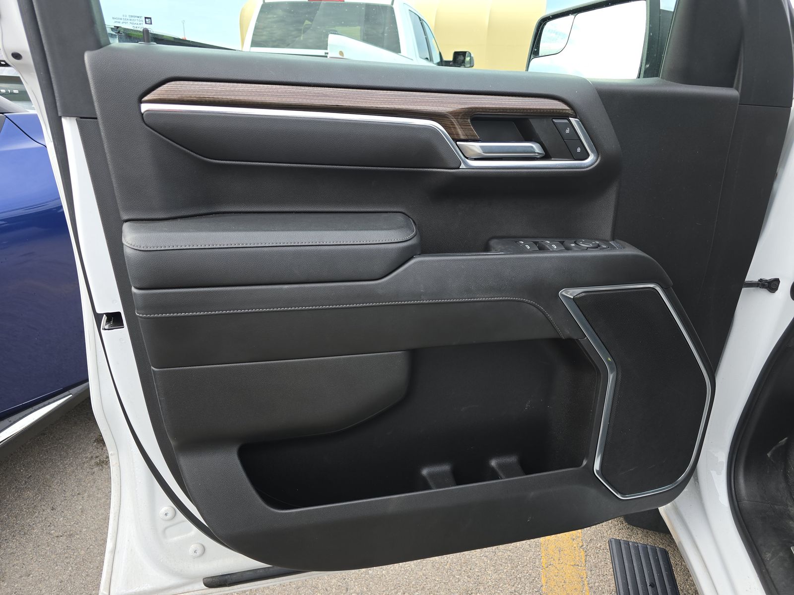 2022 Chevrolet Silverado 1500 LT AWD