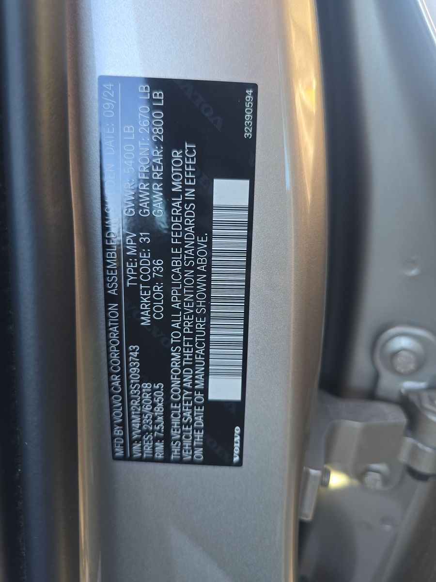 2025 Volvo XC60 B5 Core AWD