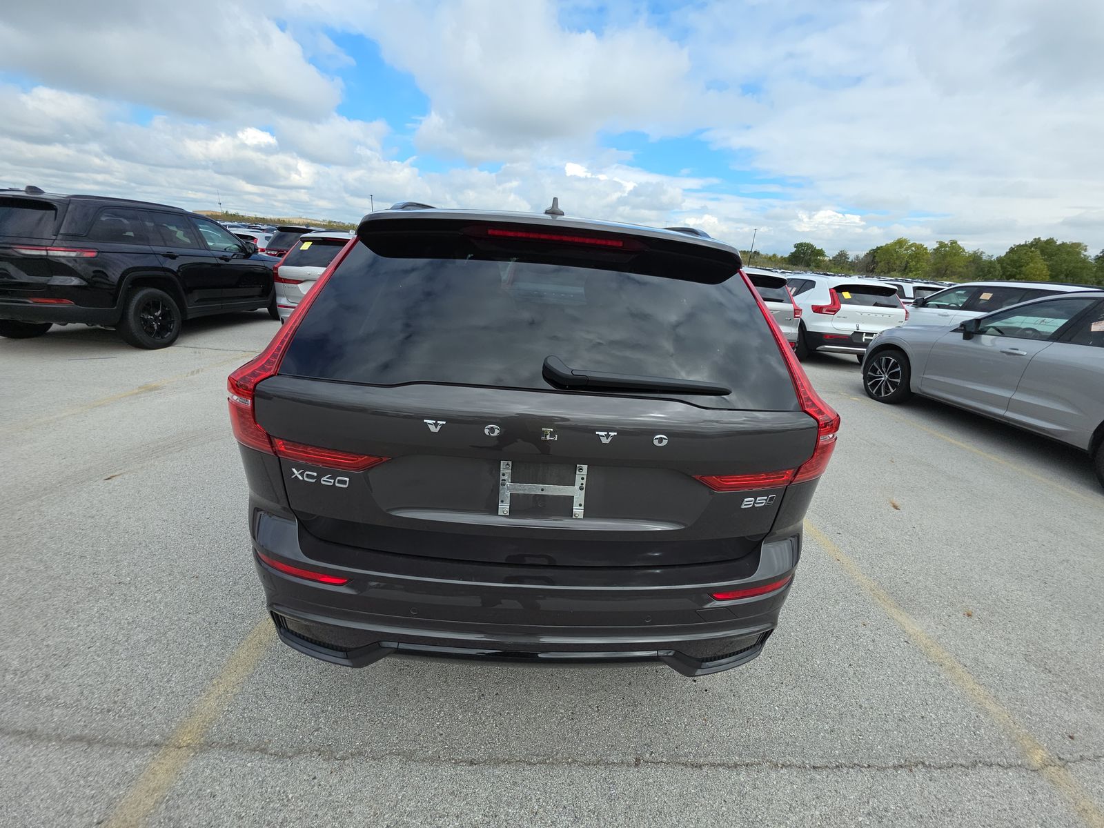 2025 Volvo XC60 B5 Plus AWD