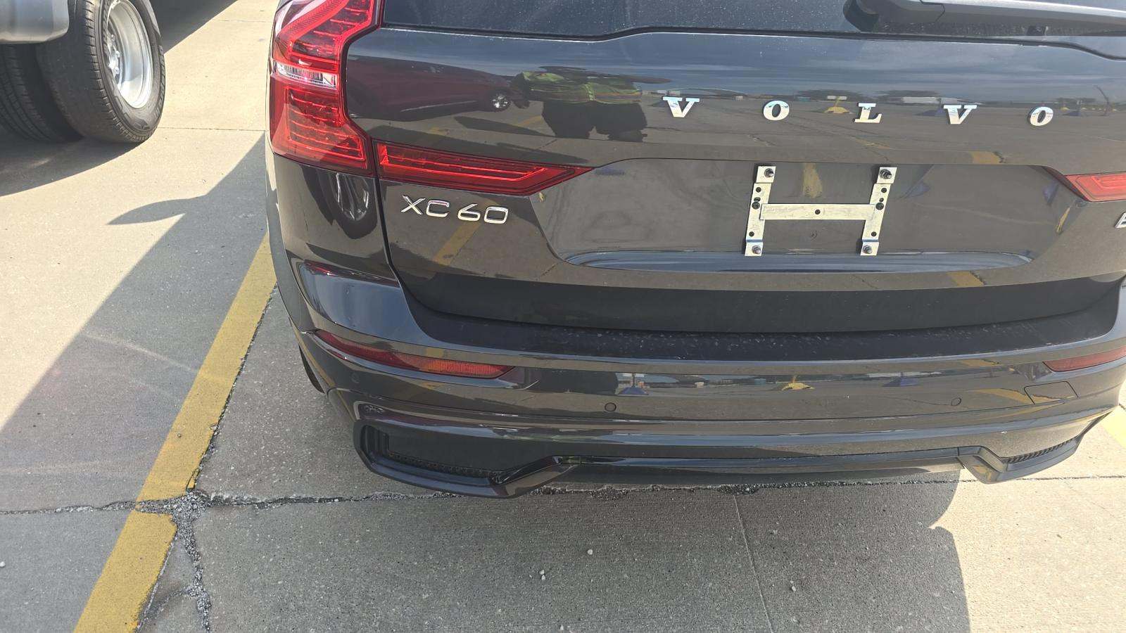 2025 Volvo XC60 B5 Plus AWD