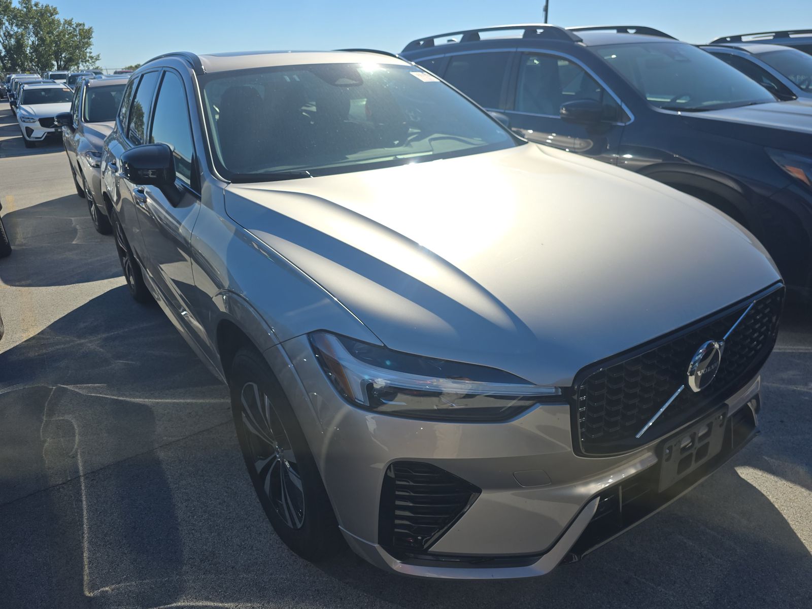 2025 Volvo XC60 B5 Core AWD