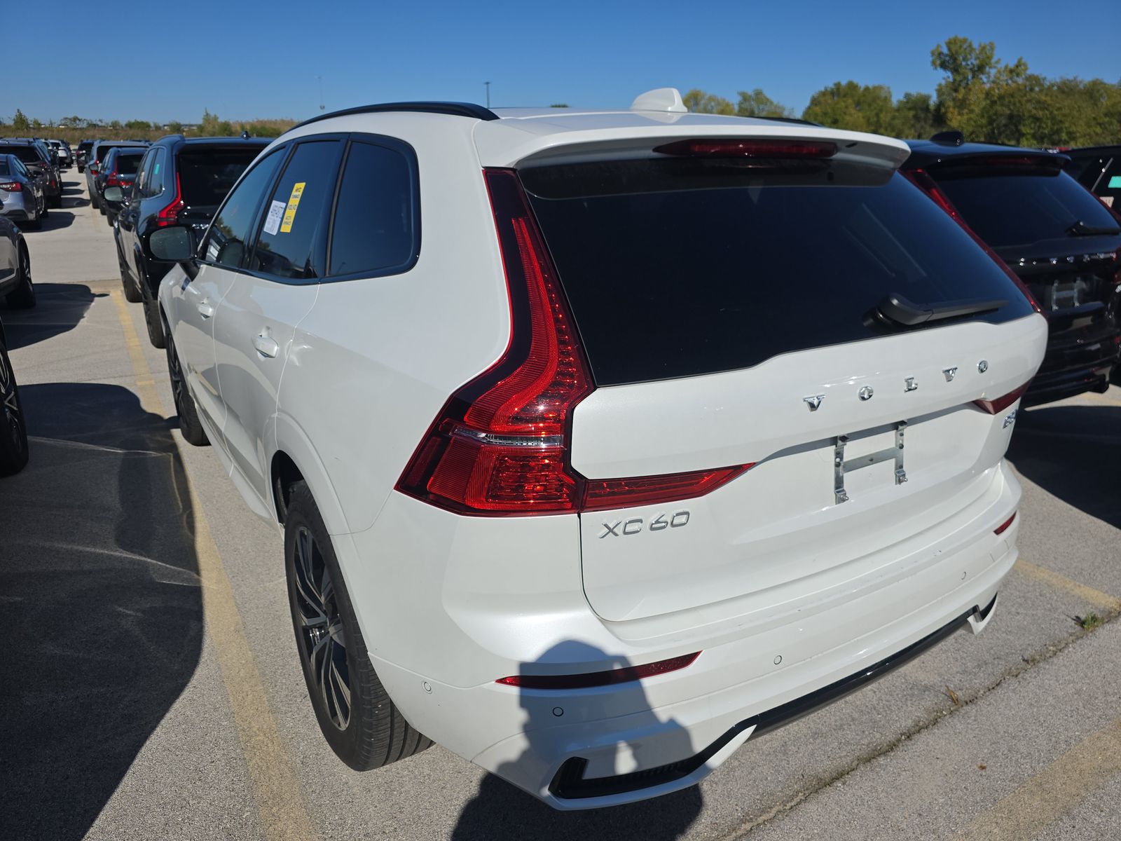 2025 Volvo XC60 B5 Plus AWD