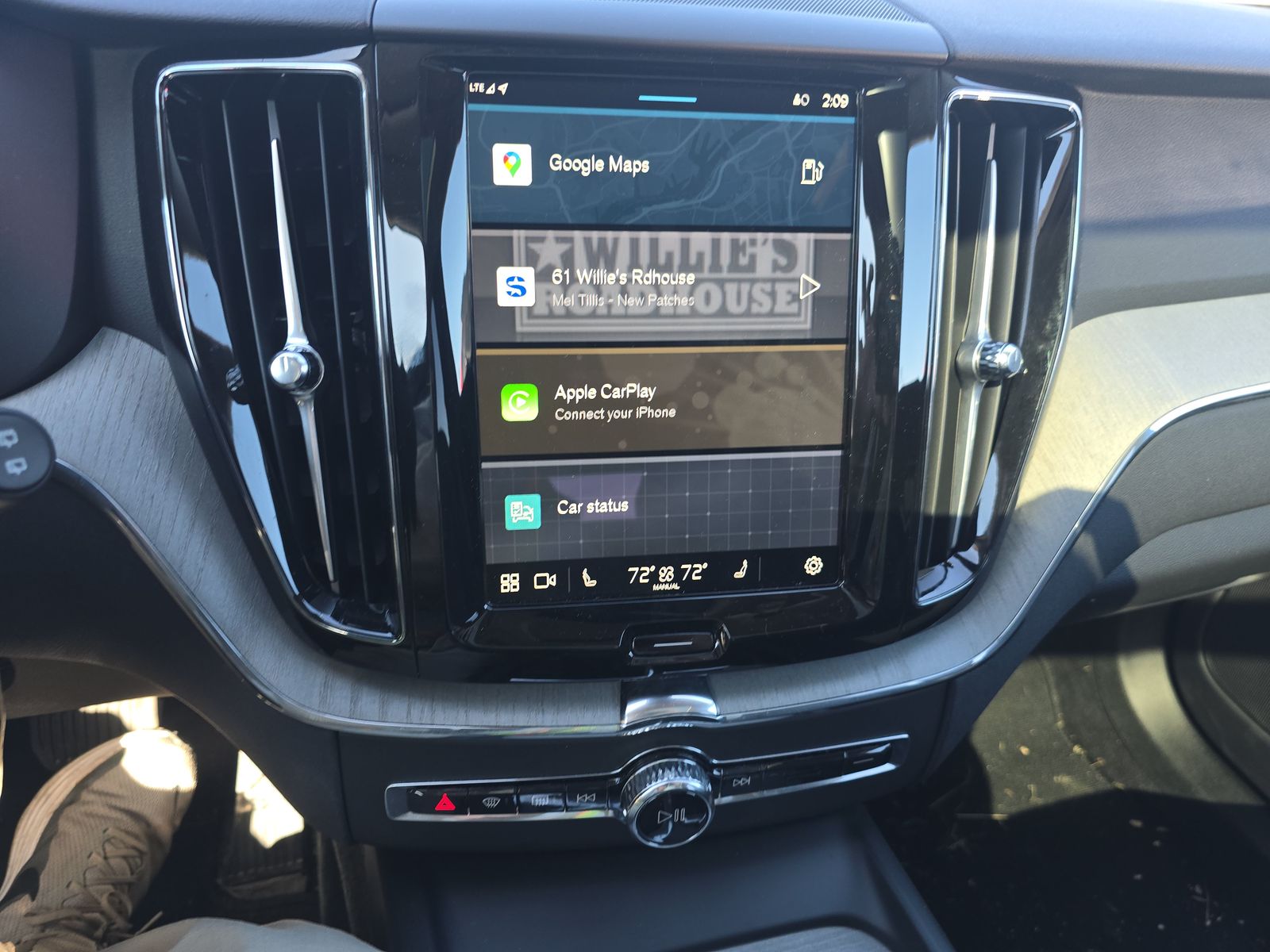 2025 Volvo XC60 B5 Plus AWD