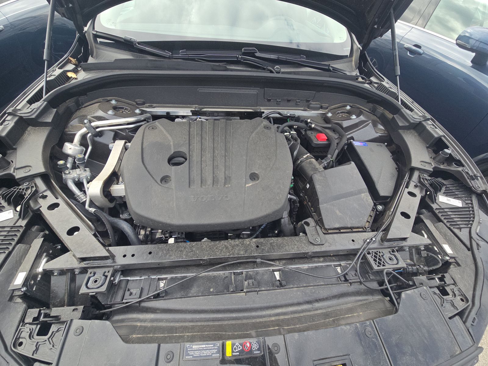 2025 Volvo XC60 B5 Plus AWD