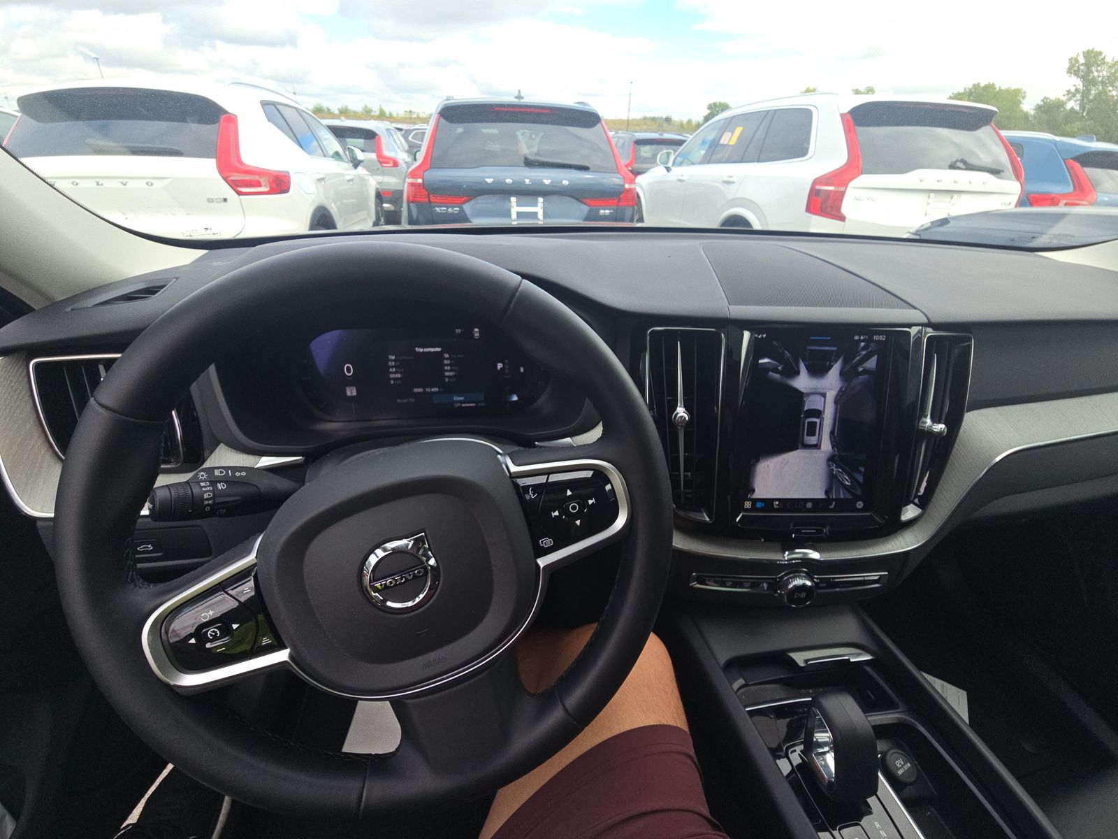 2025 Volvo XC60 B5 Plus AWD