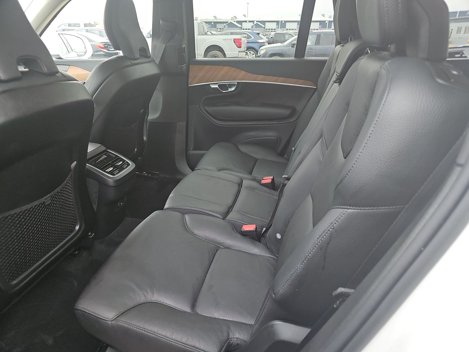 2023 Volvo XC90 B6 Plus AWD