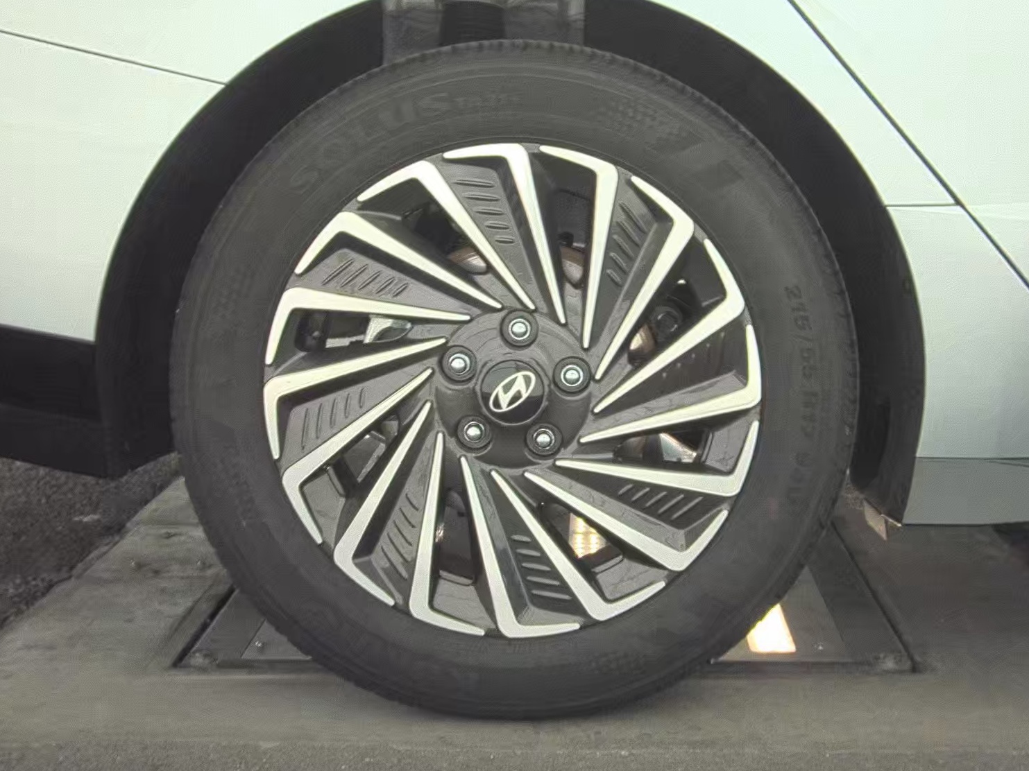 2025 Hyundai Sonata Hybrid SEL FWD