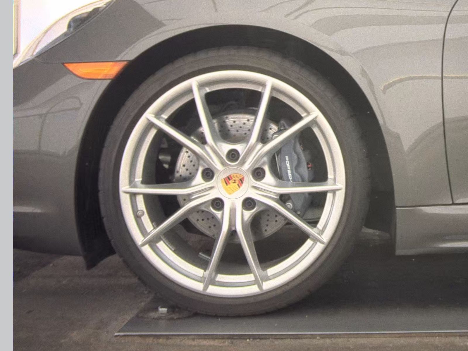 2024 Porsche 718 Cayman Base RWD