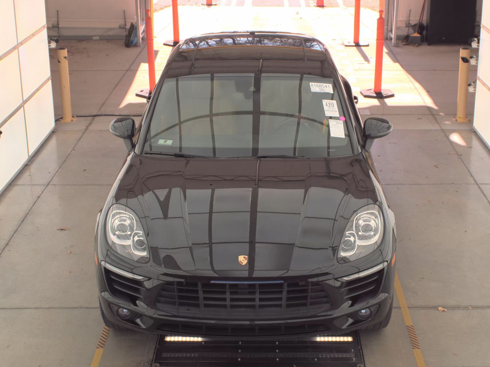 2018 Porsche Macan Base AWD