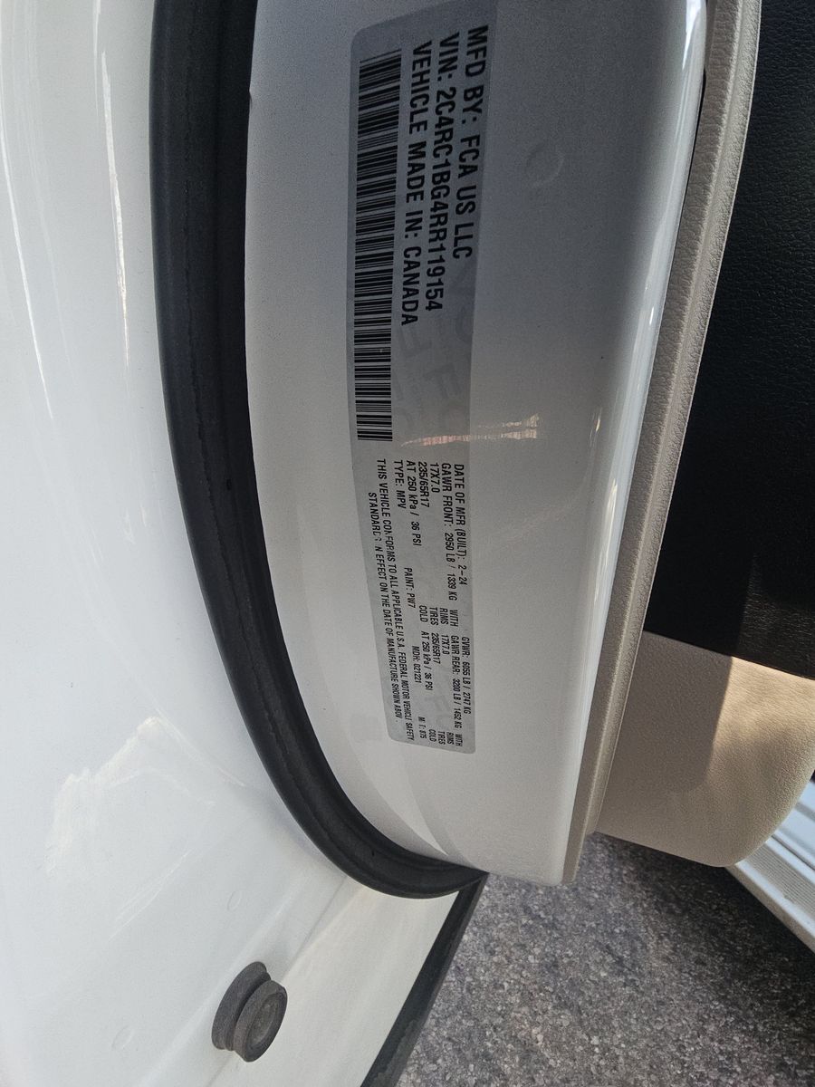 2024 Chrysler Pacifica Touring L FWD