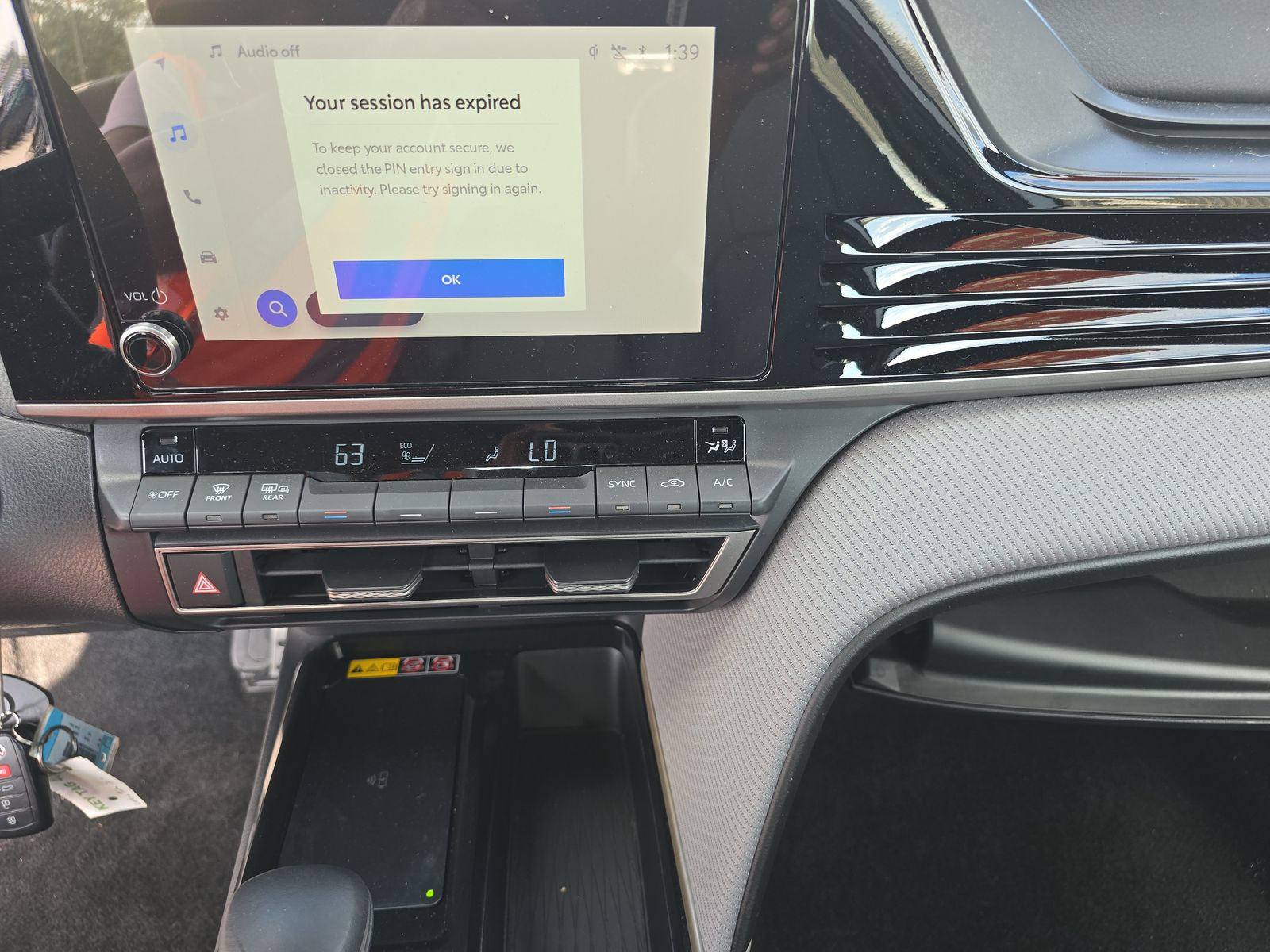 2025 Toyota Camry SE FWD