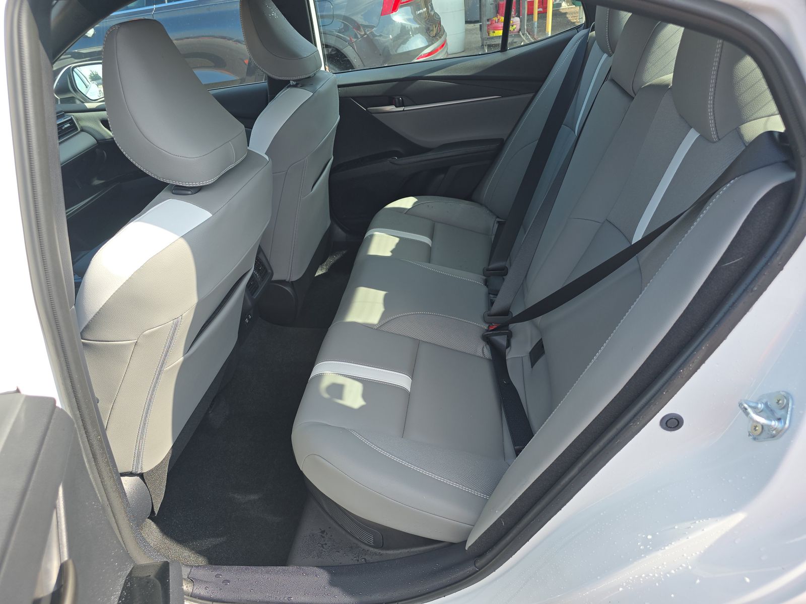 2025 Toyota Camry SE FWD