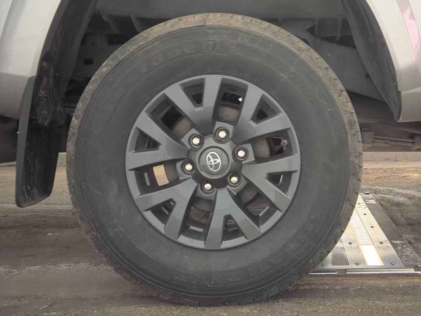 2020 Toyota Tacoma SR5 AWD