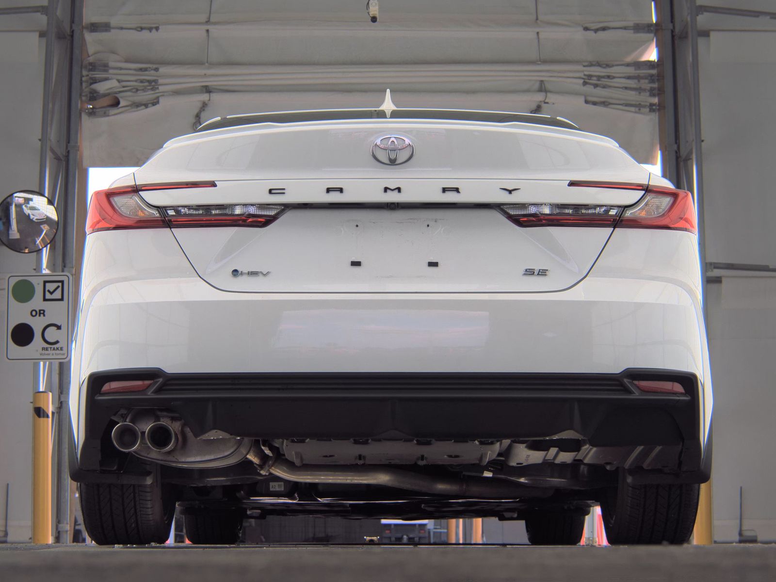 2025 Toyota Camry SE FWD