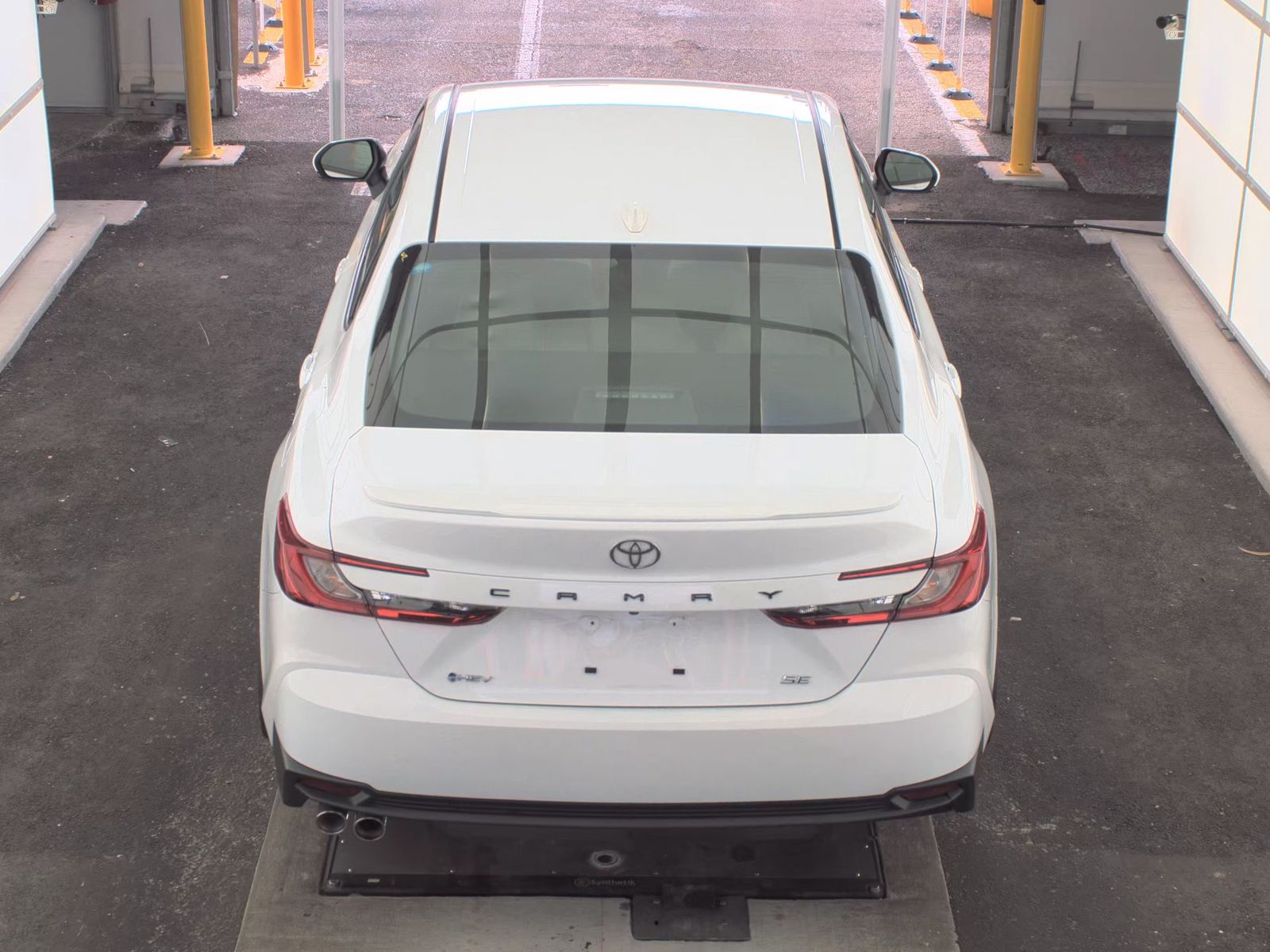 2025 Toyota Camry SE FWD