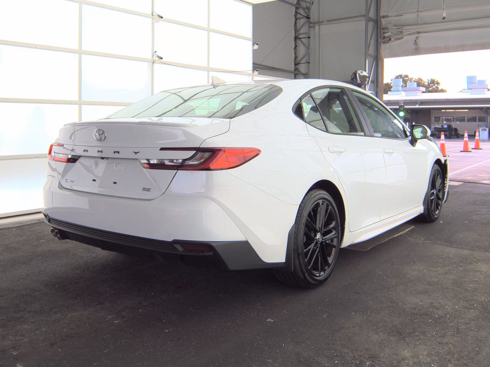 2025 Toyota Camry SE FWD