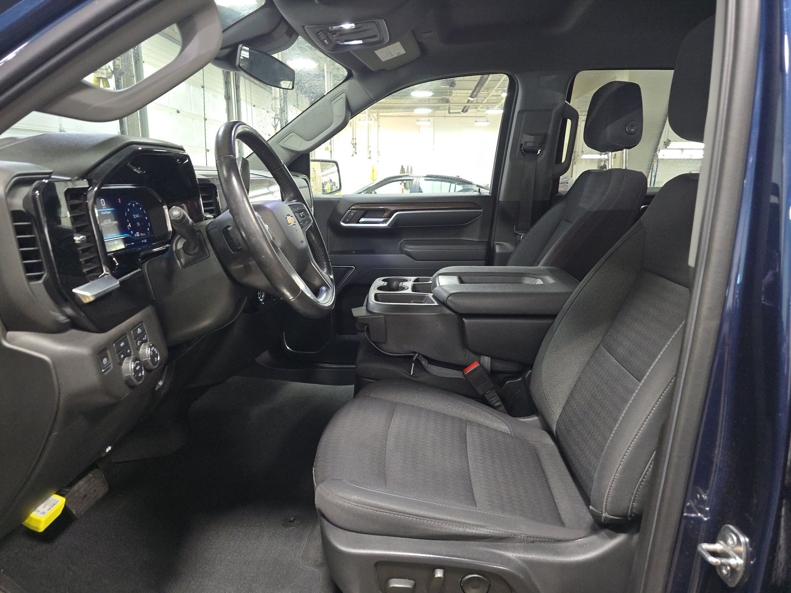 2022 Chevrolet Silverado 1500 LT AWD