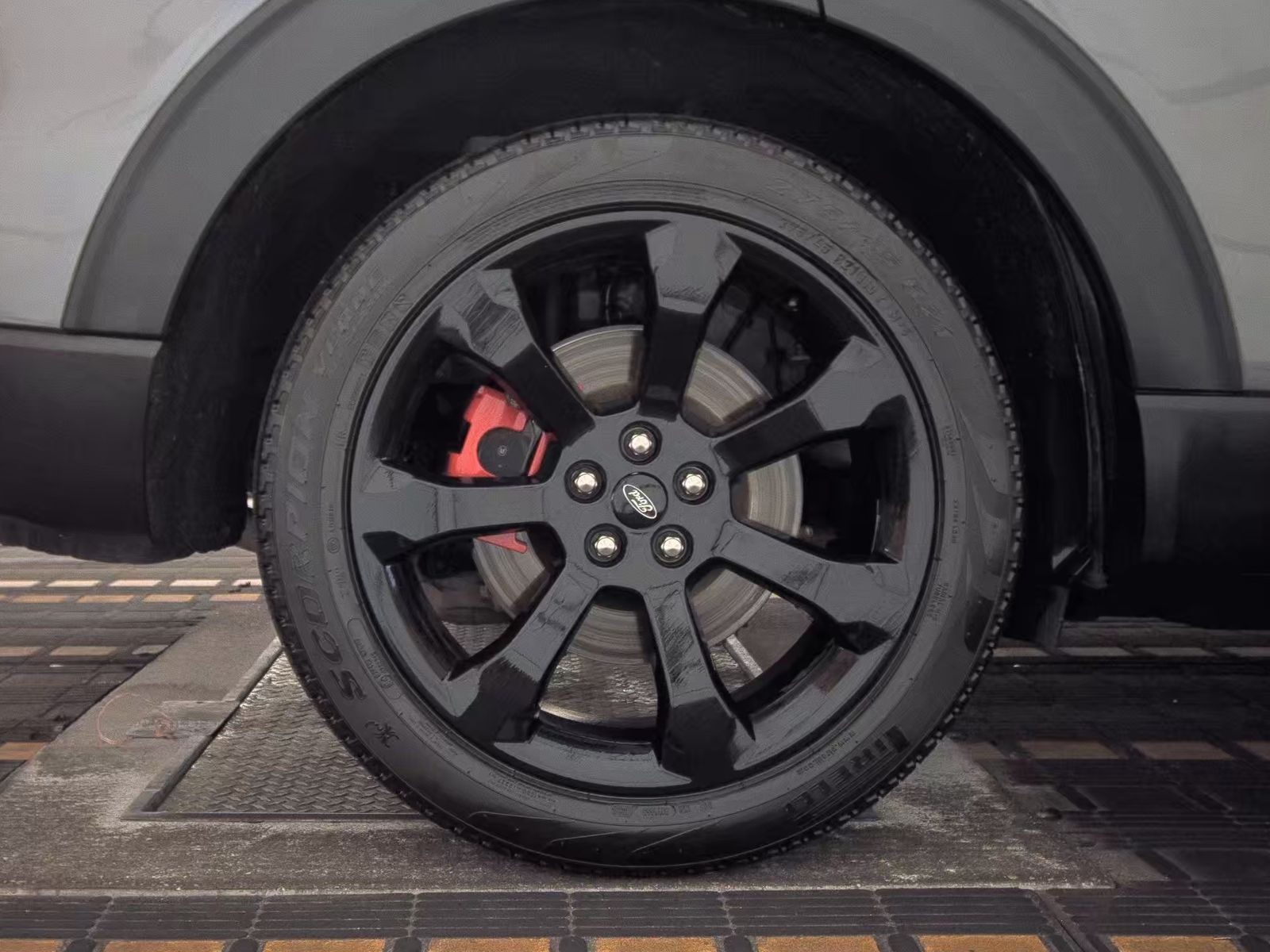 2023 Ford Explorer ST AWD