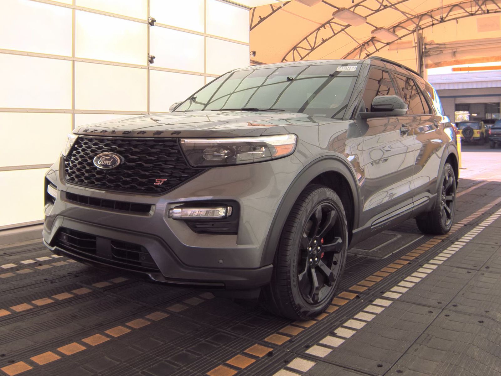 2023 Ford Explorer ST AWD
