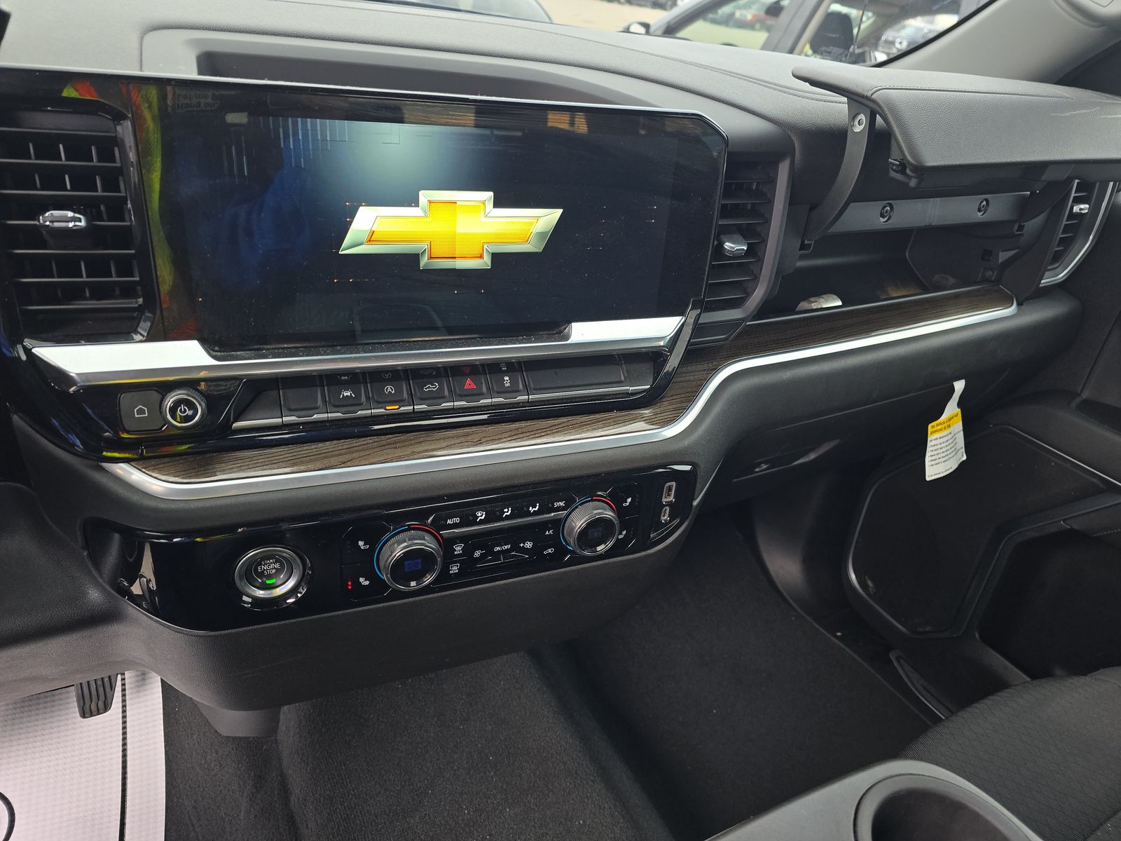 2022 Chevrolet Silverado 1500 LT AWD