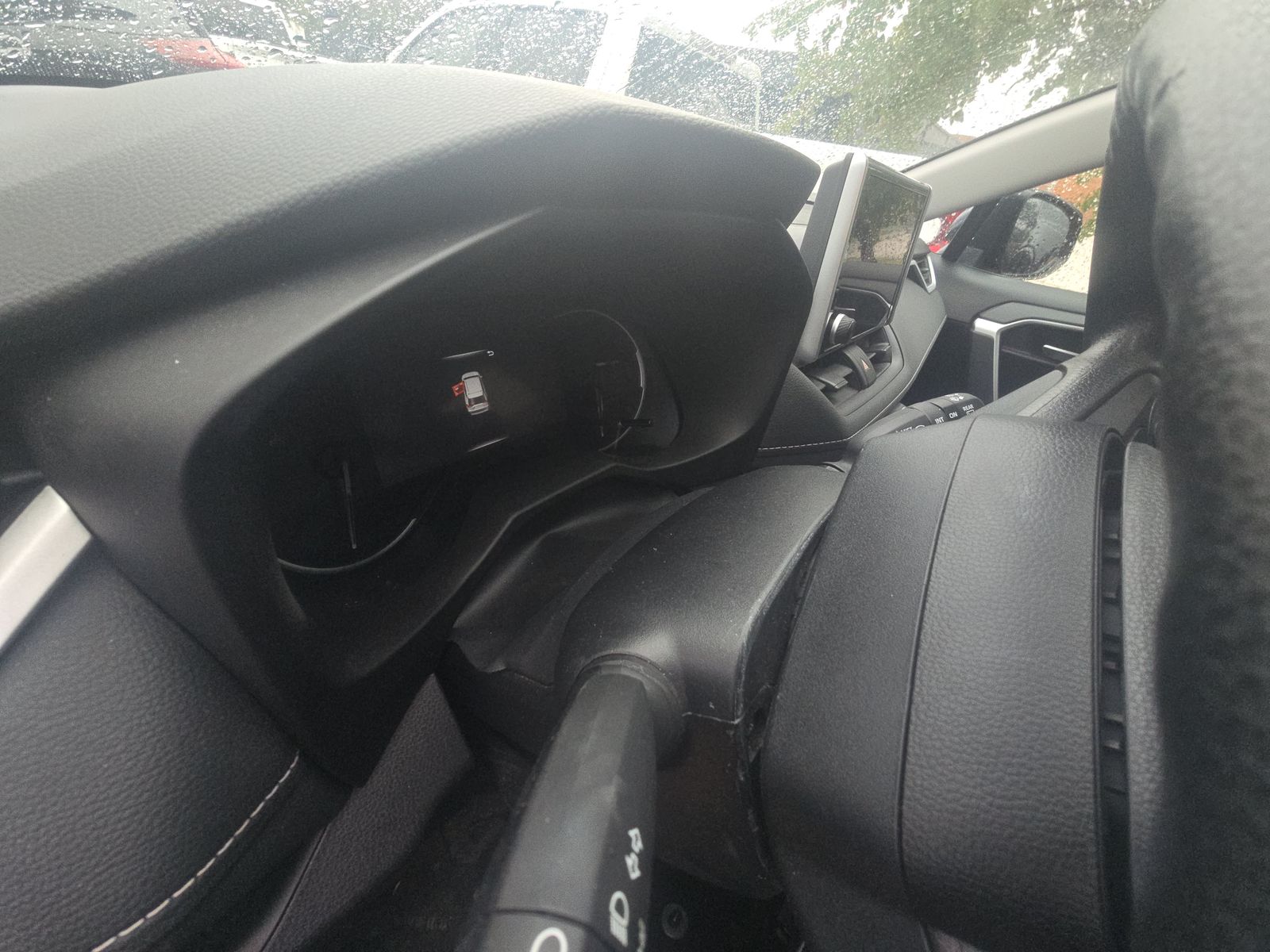 2024 Toyota RAV4 XLE FWD