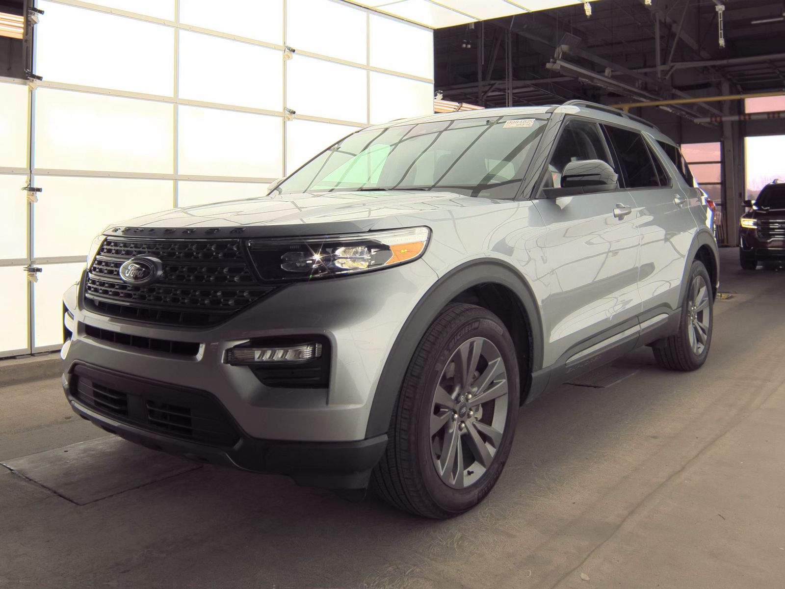 2023 Ford Explorer XLT AWD