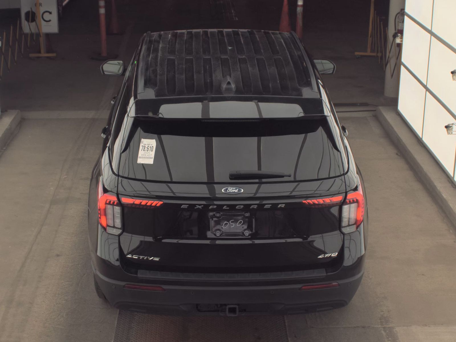 2025 Ford Explorer Active AWD